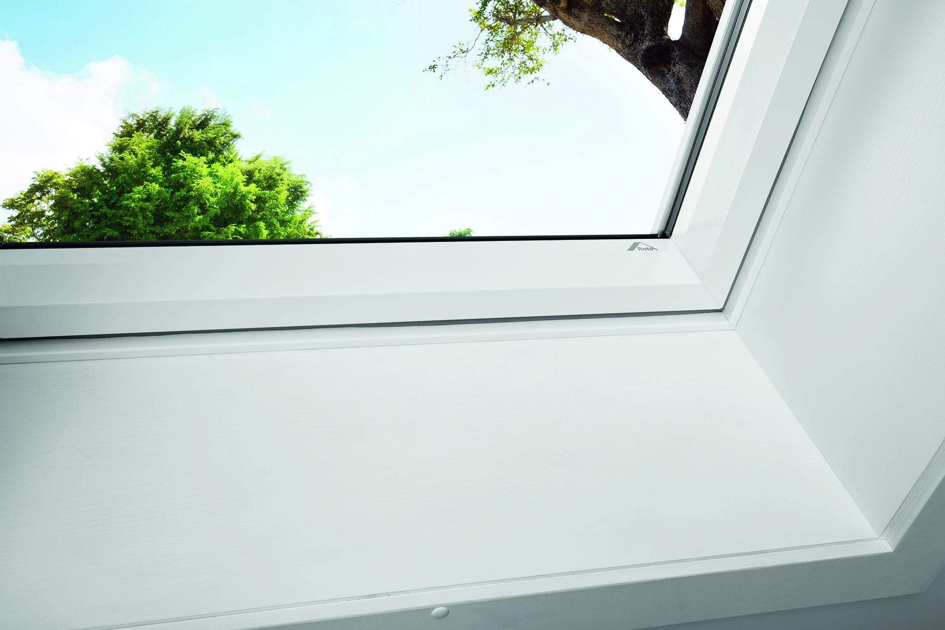 RotoQ Schwingfenster Q4 Kunststoff-782604M Fenster, Fensterbank, Architektur, Gebäude, Dachfenster